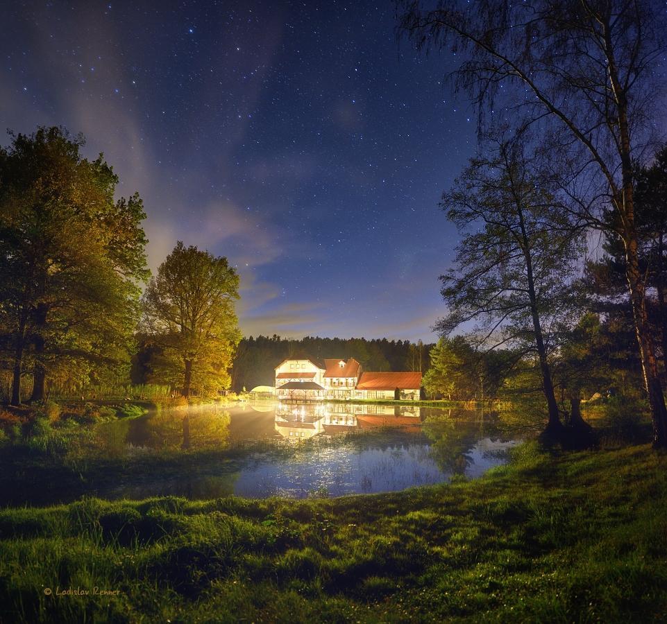 Borovansky Mlyn Borovany  エクステリア 写真